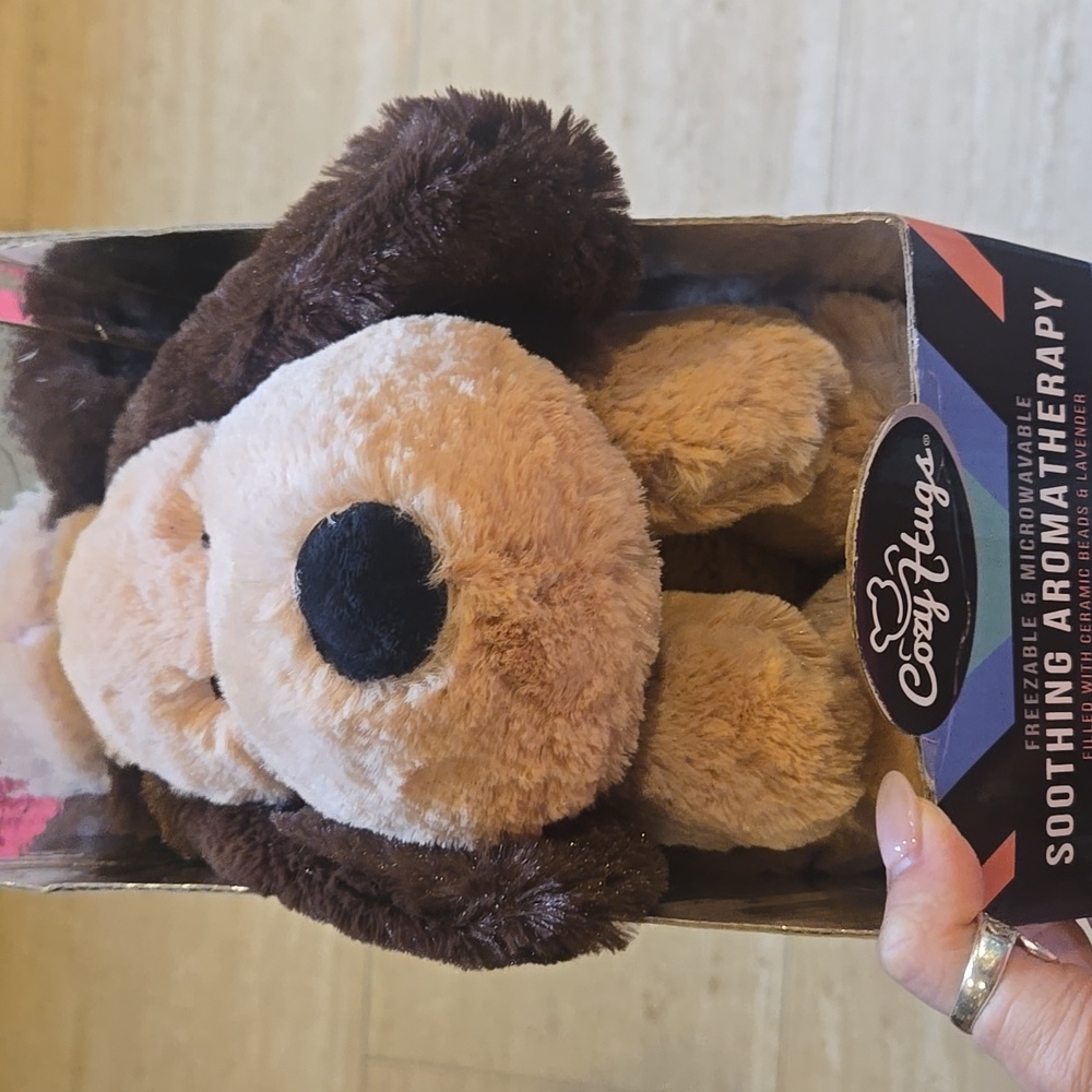 NIB Cozy Hugs Soothing Aromatherapy Plush Dog